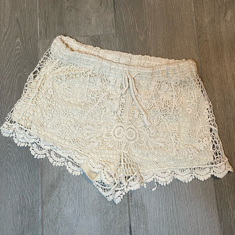 Off white lace shorts